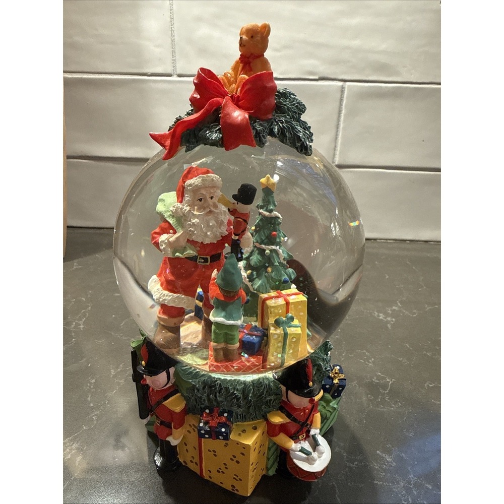 7" AVON SANTA SNOWGLOBE- toy Soldier, Presents, Elf, Tree, Teddy Bear